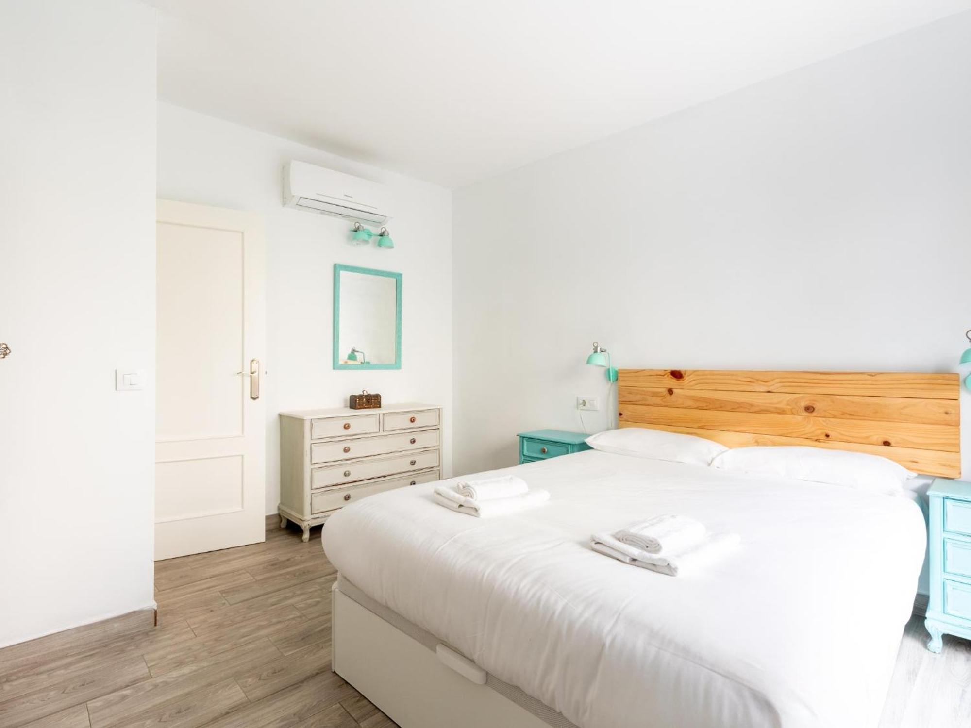 Holi-Rent Padre Isla Appartement Sevilla Buitenkant foto