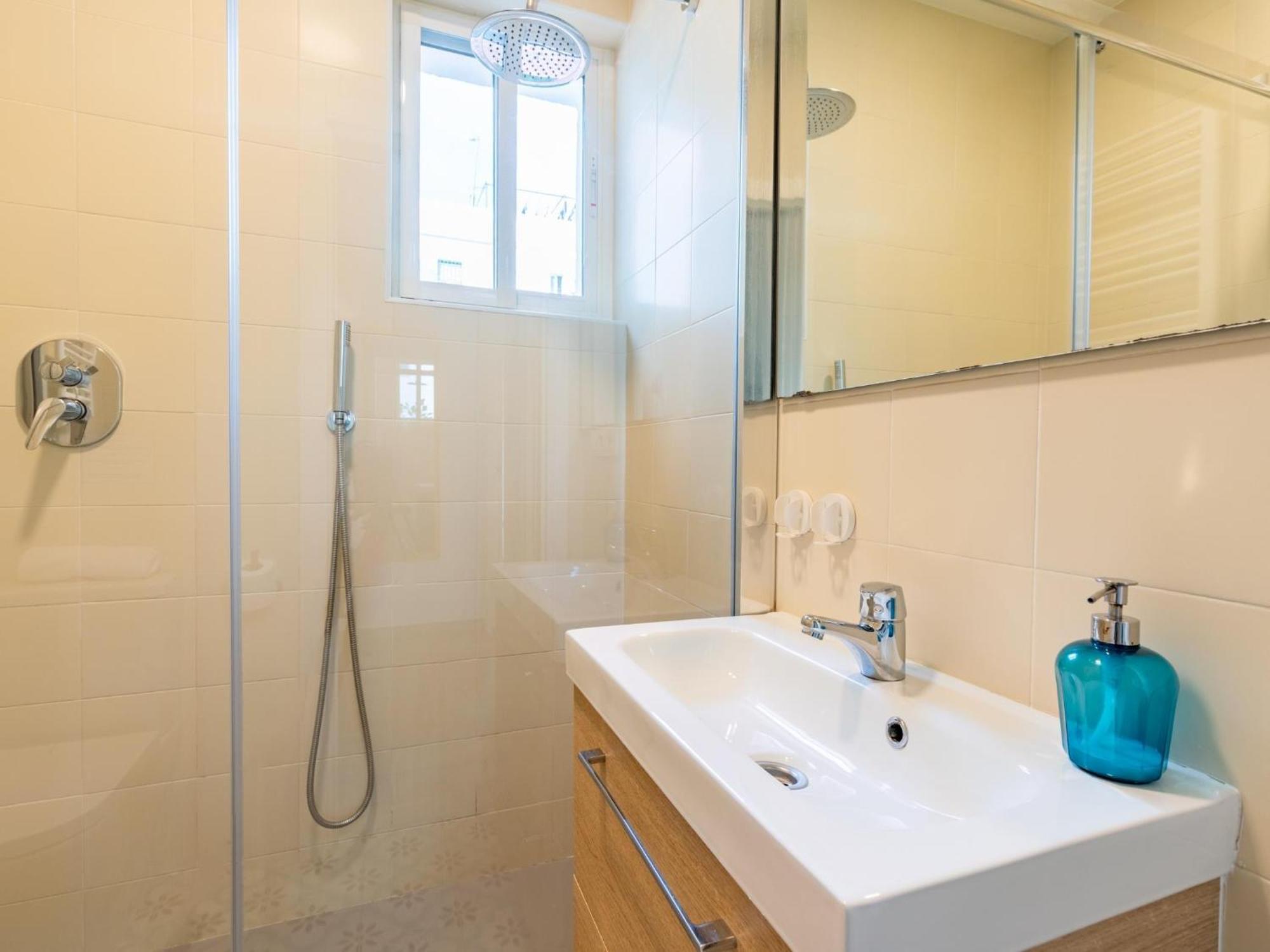 Holi-Rent Padre Isla Appartement Sevilla Buitenkant foto