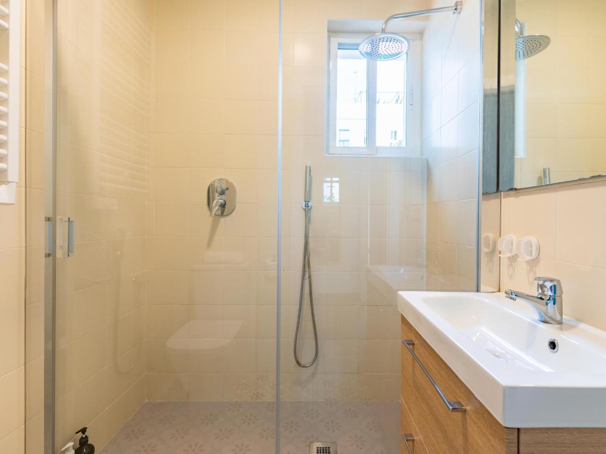 Holi-Rent Padre Isla Appartement Sevilla Buitenkant foto